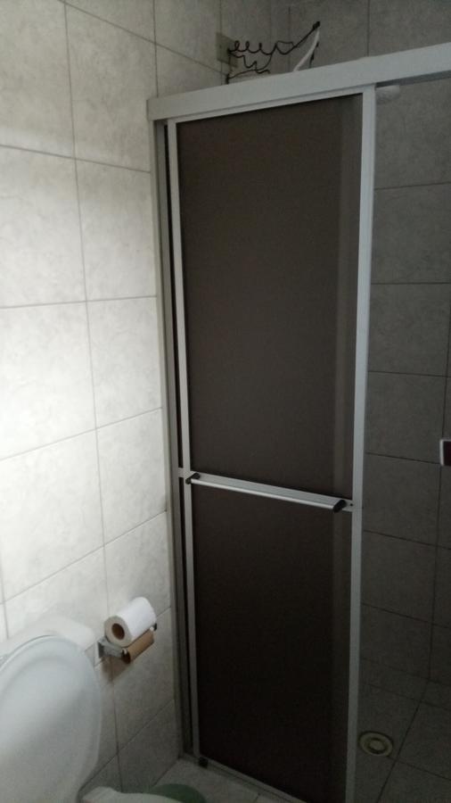 Villa Kitinete Em Matinhos Com Piscina Exterior foto
